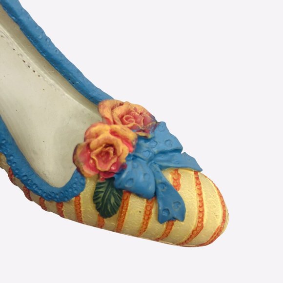 My Treasure Vintage 1999 Mini High Heel Shoe Figurine Embossed Roses 4.5" - Picture 11 of 12
